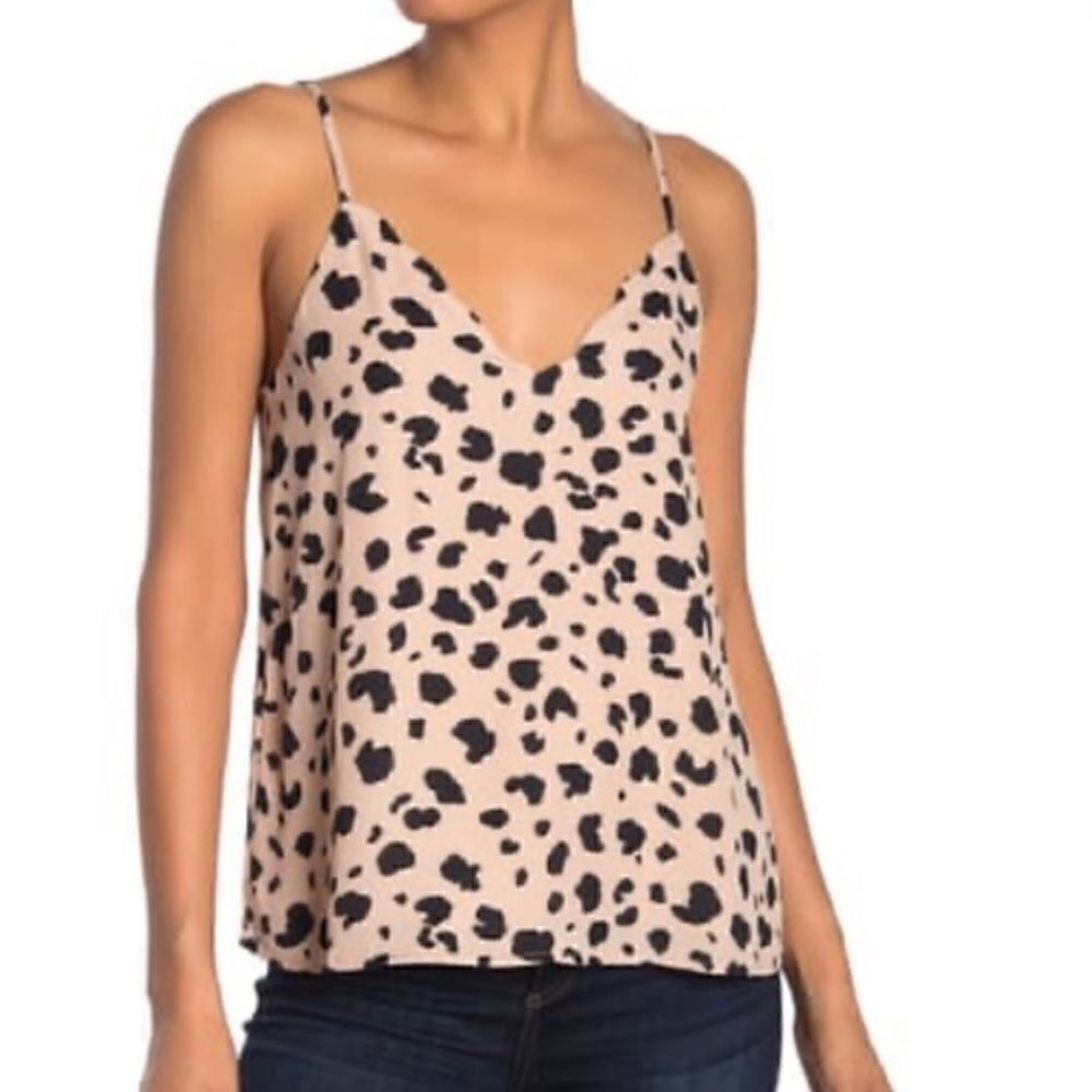 Socialite Leopard Cami Scalloped Vneck Tank